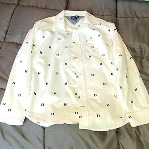 Tommy hilfiger button down shirt. White, blue and red. Size Meduim.